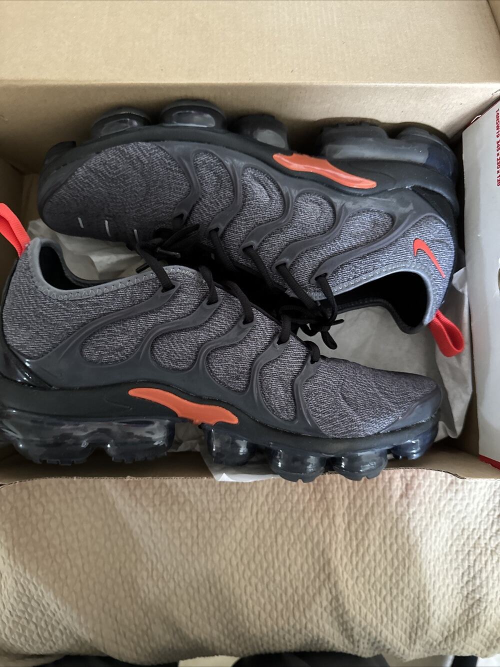Nike Air Vapormax Plus Cool Grey Team Orange Size 10.5